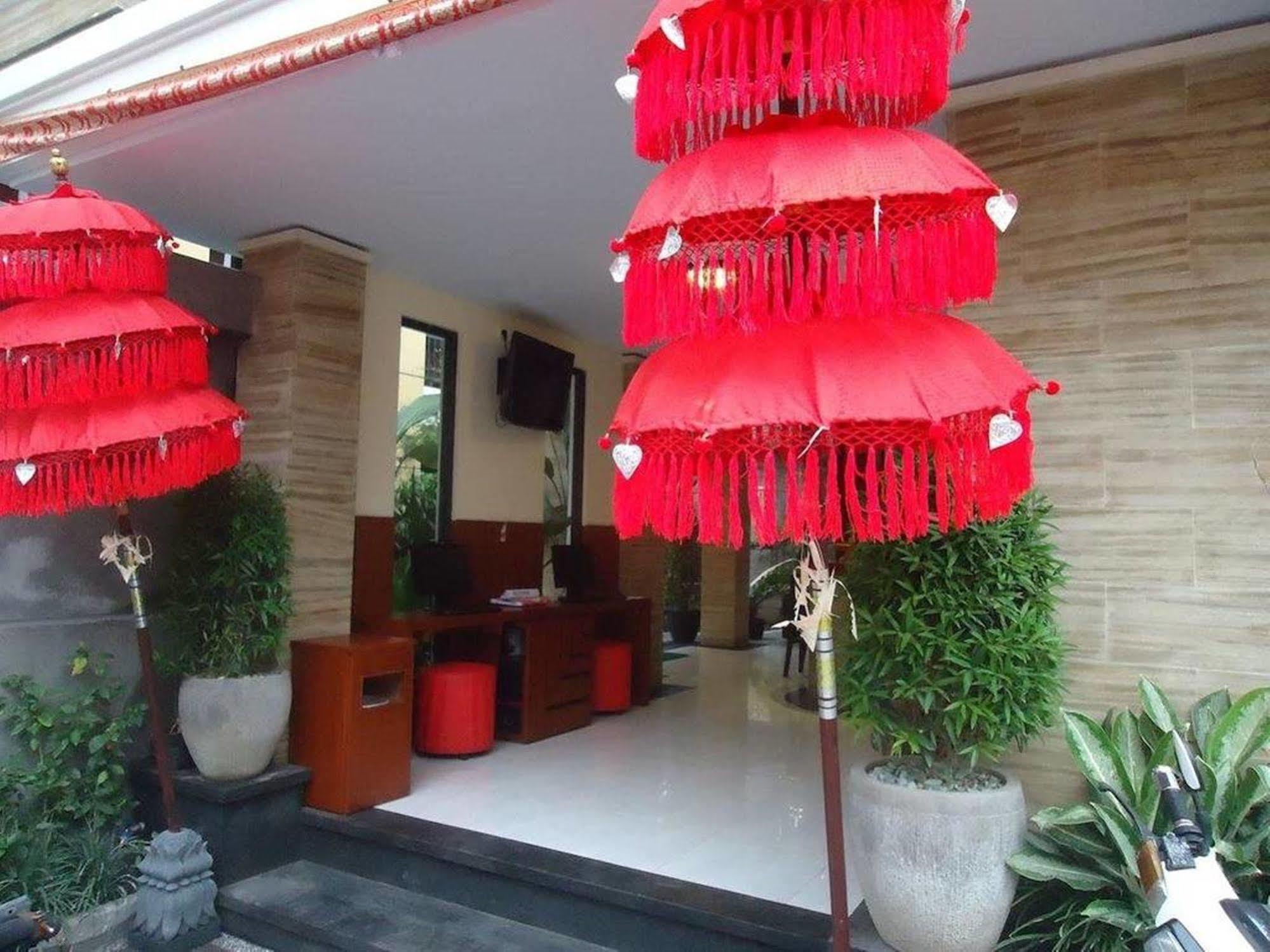 Kondra Premiere Guest House Kuta Kuta Lombok Exteriör bild