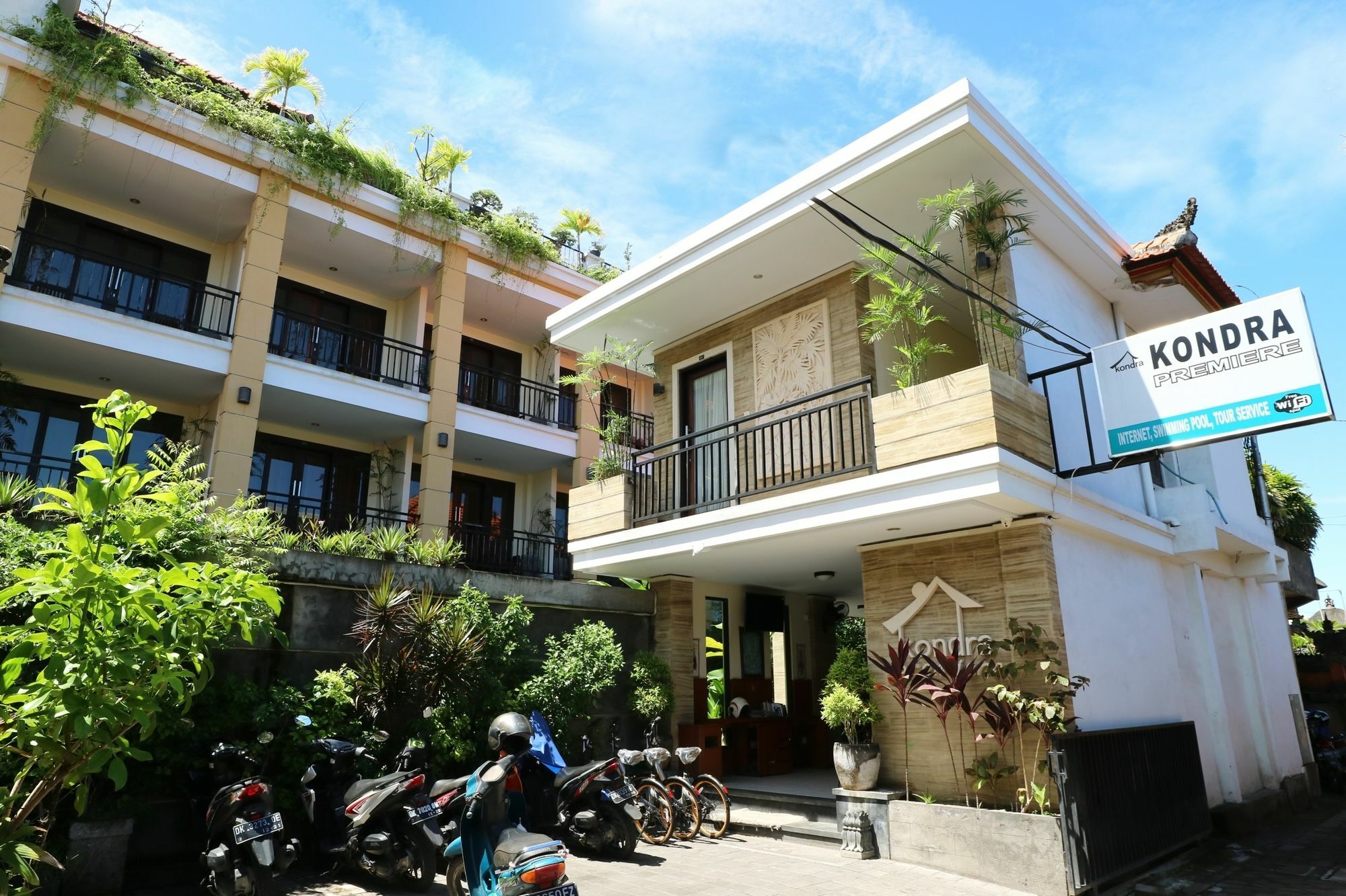 Kondra Premiere Guest House Kuta Kuta Lombok Exteriör bild